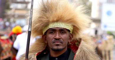 Haacaaluu Hundeessaa: A towering musician and an Oromo icon | Ethiopia