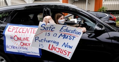 US teachers protest over reopening schools: Coronavirus live | News