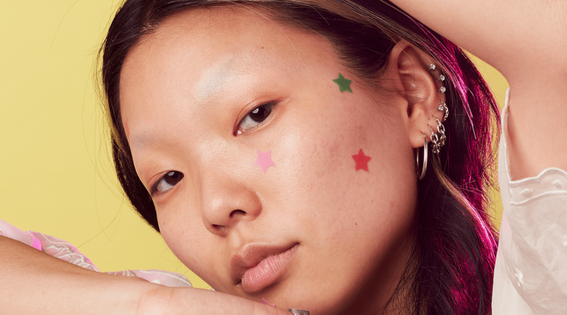 The zit sticker war – Glossy